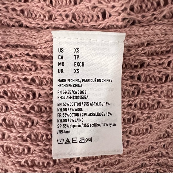 American Eagle Dusty Pink V-Neck Sweater Size XS - Picture 7 of 9